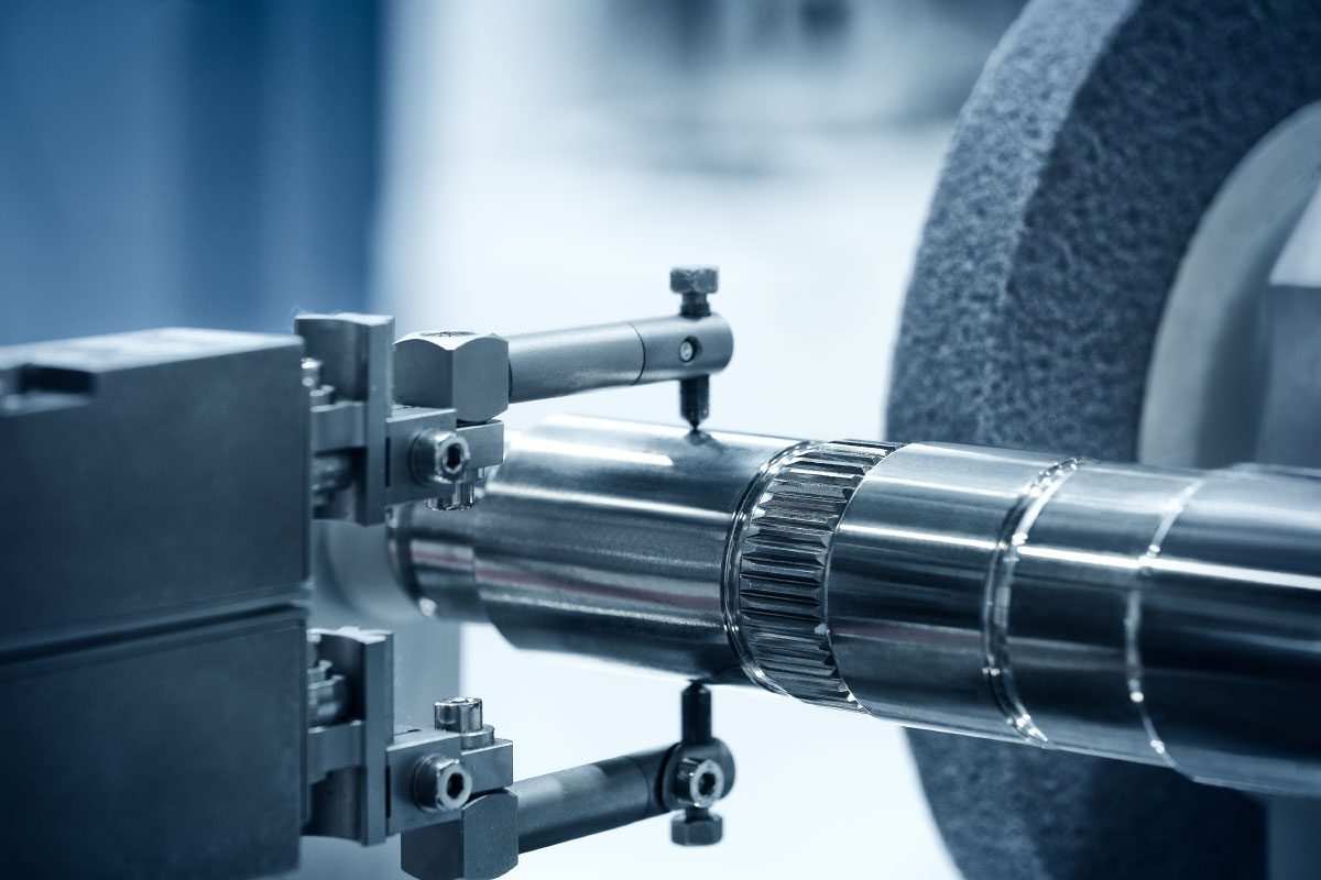 Cncpartner Porównanie efektywności i jakości obróbki metali CNC z tradycyjnymi metodami CNC Partner Cncpartner